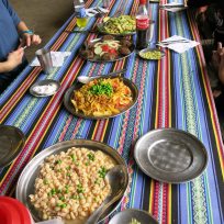 Mittagessen in Playa Sahuayacco